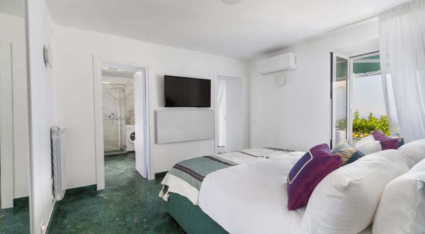 Photo of Emerald Orbit