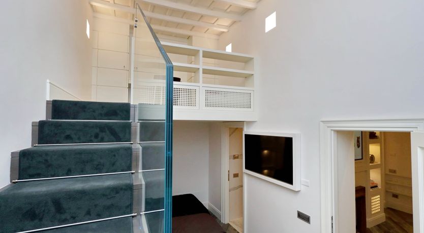 Photo of The Modern Roman