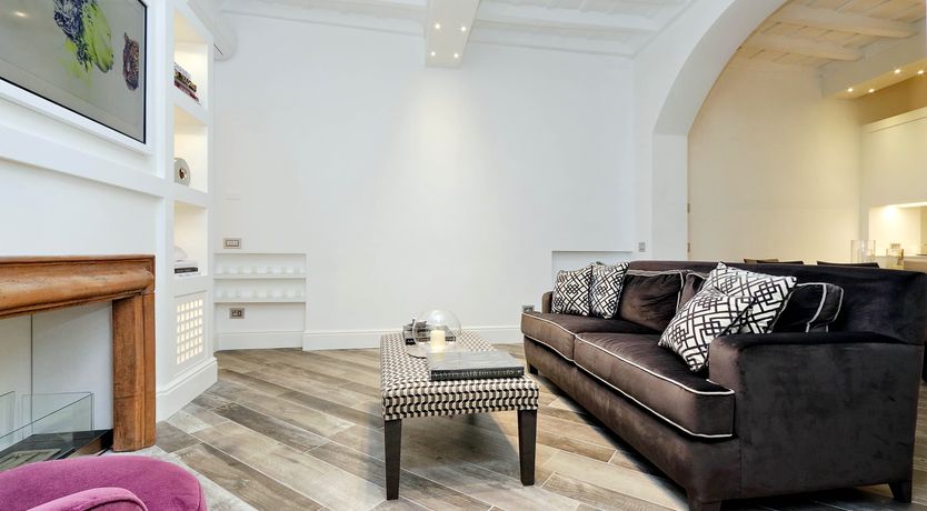 Photo of The Modern Roman