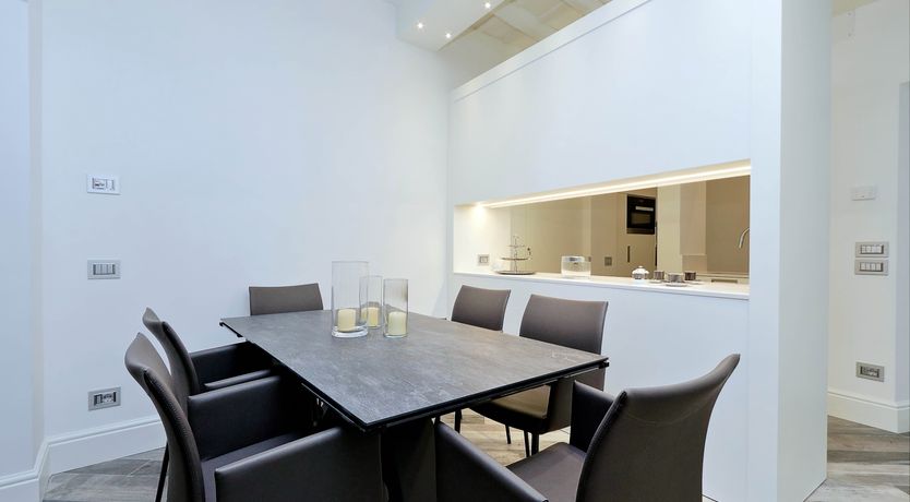 Photo of The Modern Roman