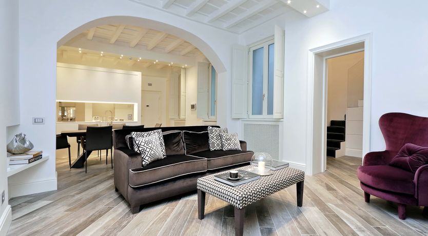 Photo of The Modern Roman