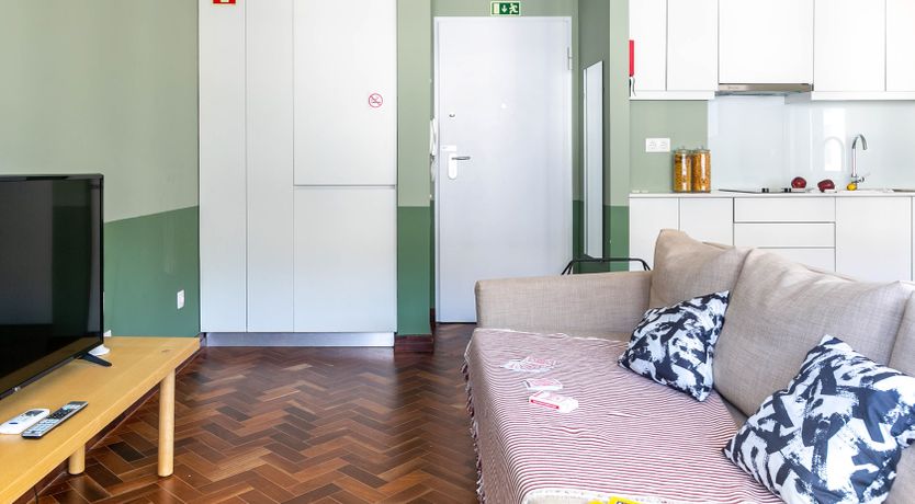 Photo of Juniper & Cream