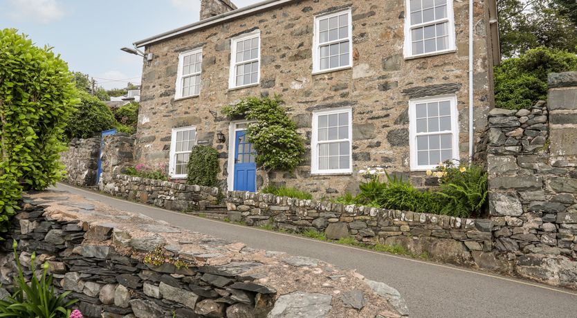 Photo of Bron Castell