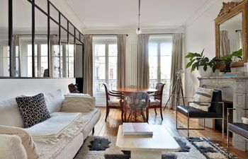 Petit Montmartre Holiday Home