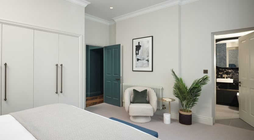 Photo of A Moment in Mayfair