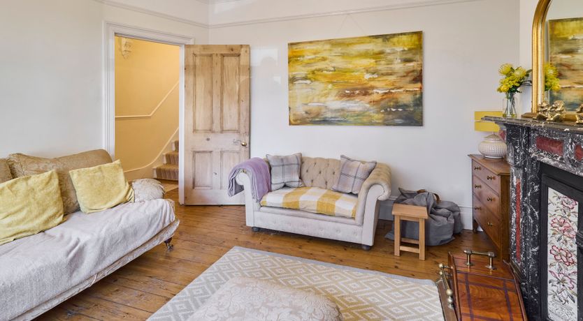 Photo of Victorian Velvet