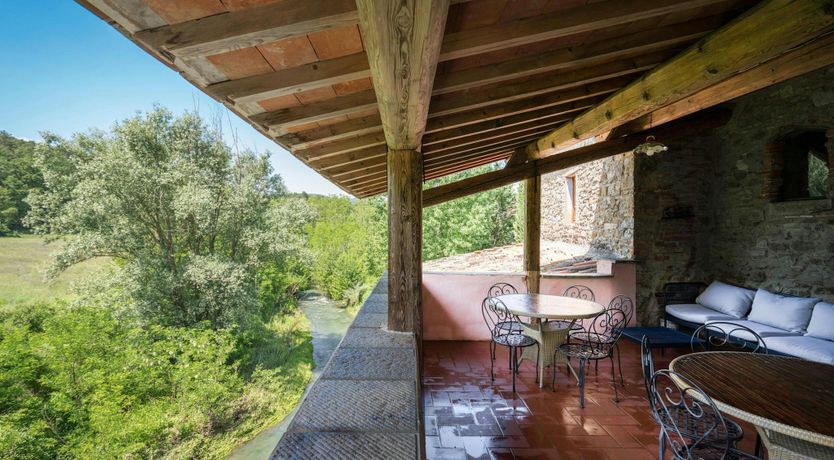 Photo of Mill & Vines