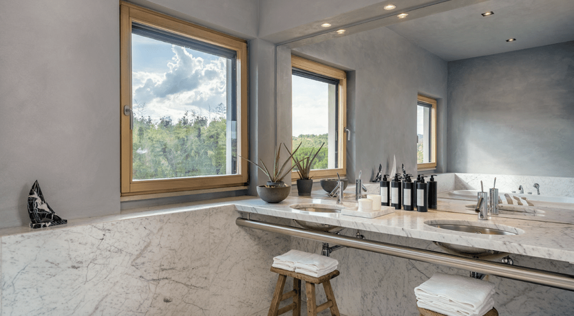 Photo of Glitter & Gold