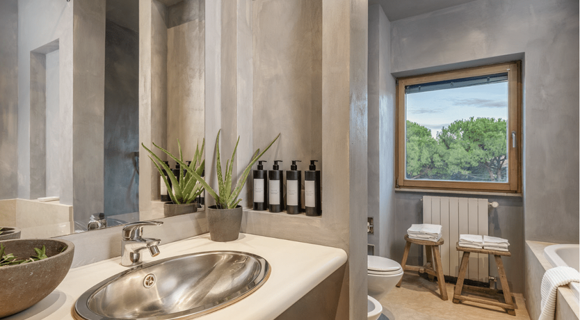 Photo of Glitter & Gold