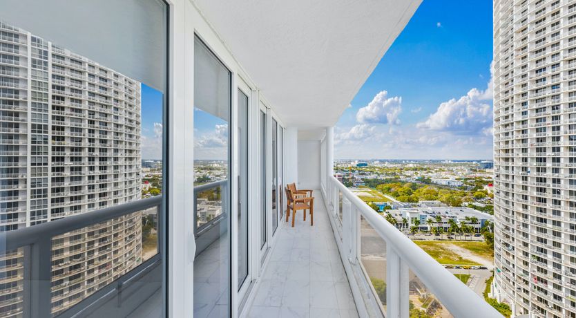 Photo of Biscayne Blue