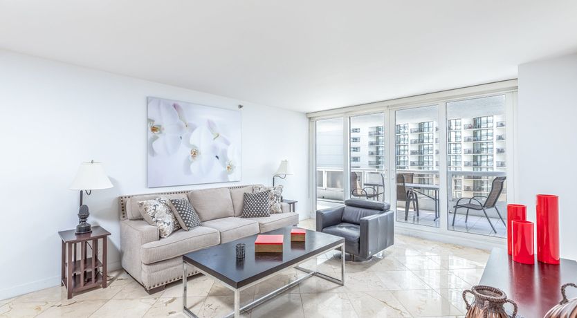 Photo of Dolphin Green