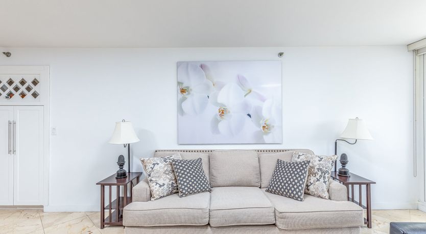 Photo of Dolphin Green