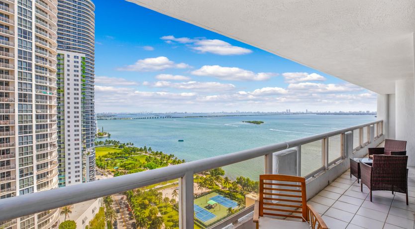 Photo of Palm-fringed Paradise