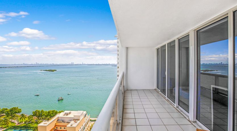 Photo of Palm-fringed Paradise