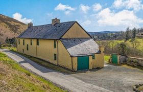 Photo of house-in-mid-wales-3