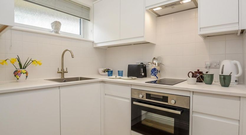 Photo of 1 Bed in Charmouth