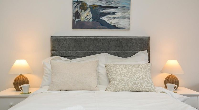 Photo of 1 Bed in Charmouth