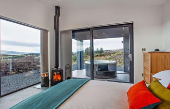 Log Cabin in The Highlands Holiday Home