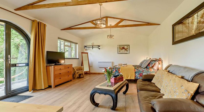 Photo of 1 Bed in Templeton