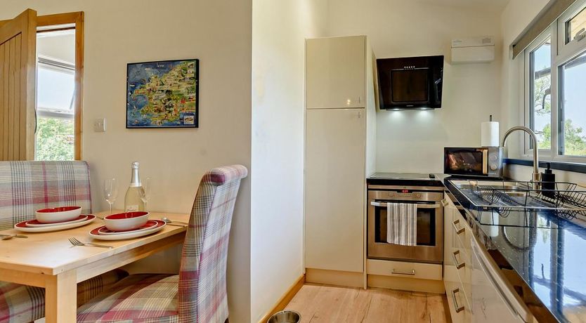 Photo of 1 Bed in Templeton