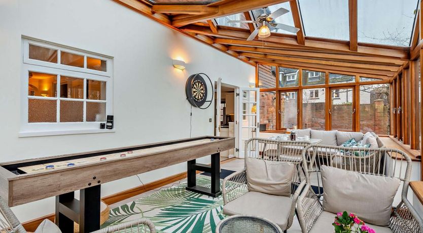 Photo of 6 Bed in Rye