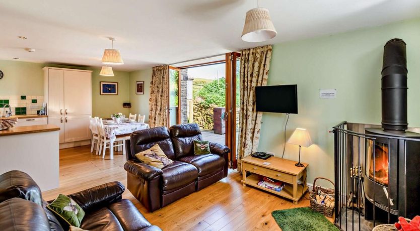 Photo of 2 Bed in Challacombe