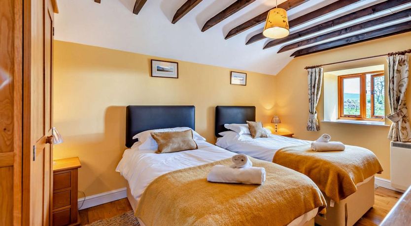 Photo of 2 Bed in Challacombe