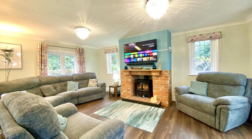 Photo of 3 Bed in Chale