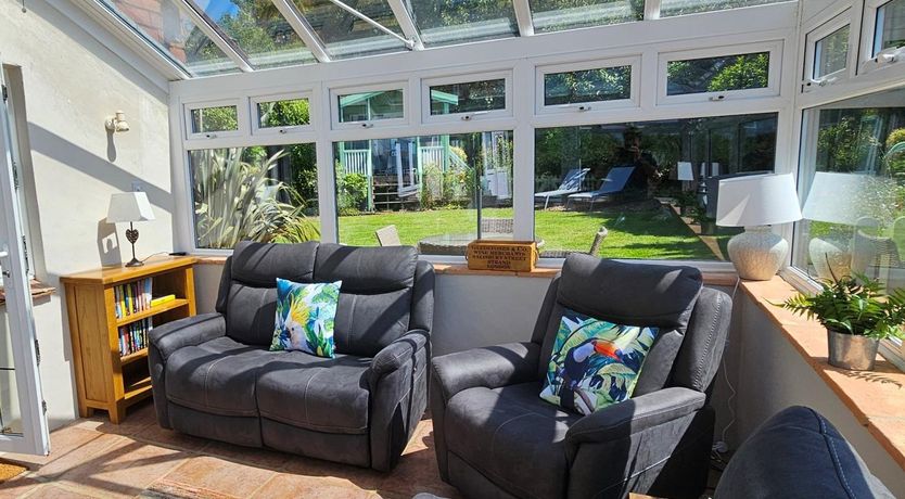 Photo of 3 Bed in Chale