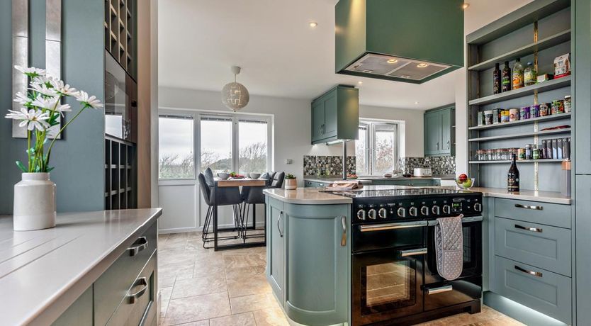 Photo of 3 Bed in Chale