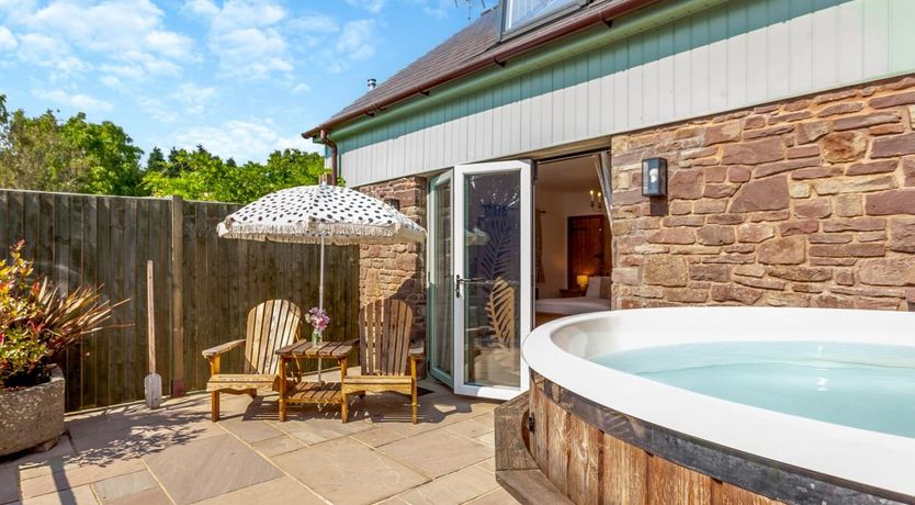 Photo of 3 Bed in Alvington