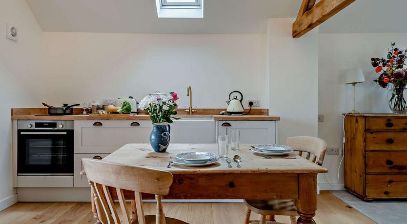 Photo of 1 Bed in Okeford Fitzpaine