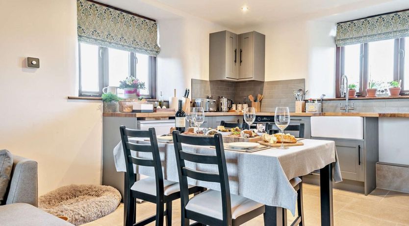 Photo of 2 Bed in Taunton