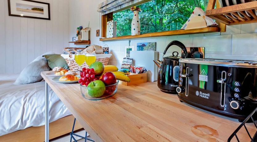 Photo of 1 Bed in Newport