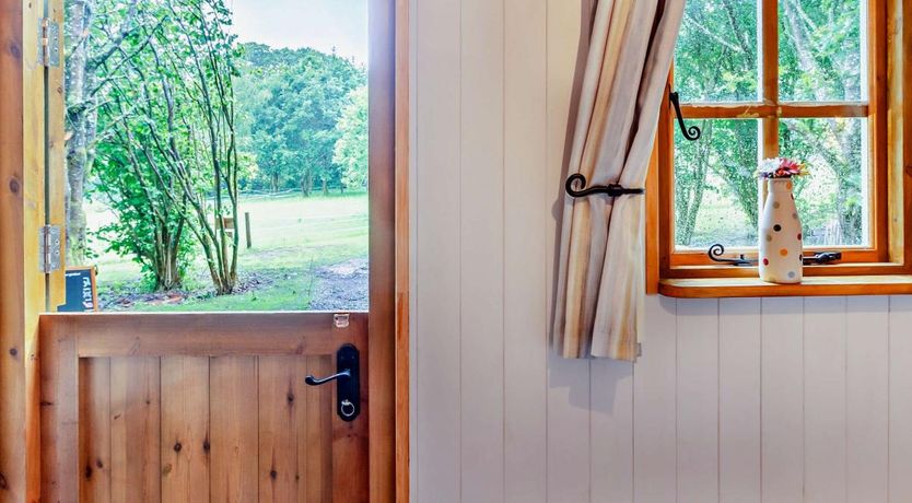 Photo of 1 Bed in Newport