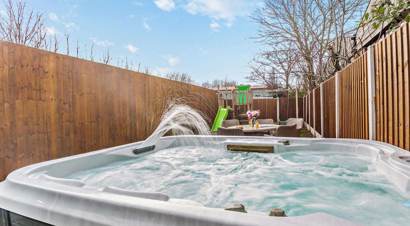 Photo of 2 Bed in Rhyl