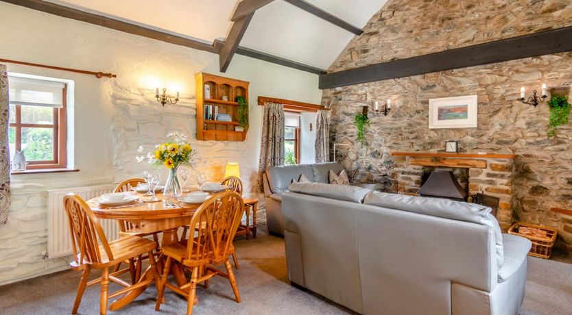 Photo of 2 Bed in Trefin