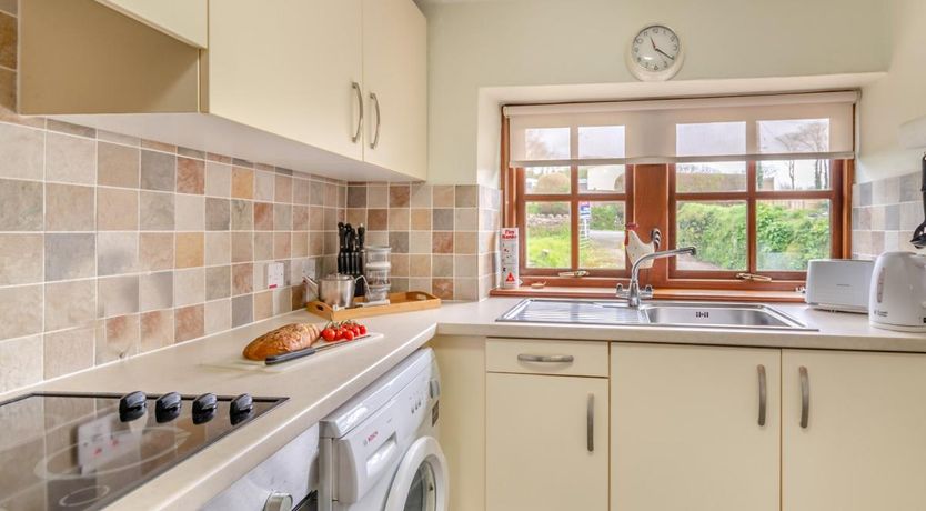 Photo of 2 Bed in Trefin