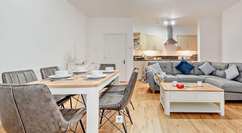 Photo of 2 Bed in Tenby