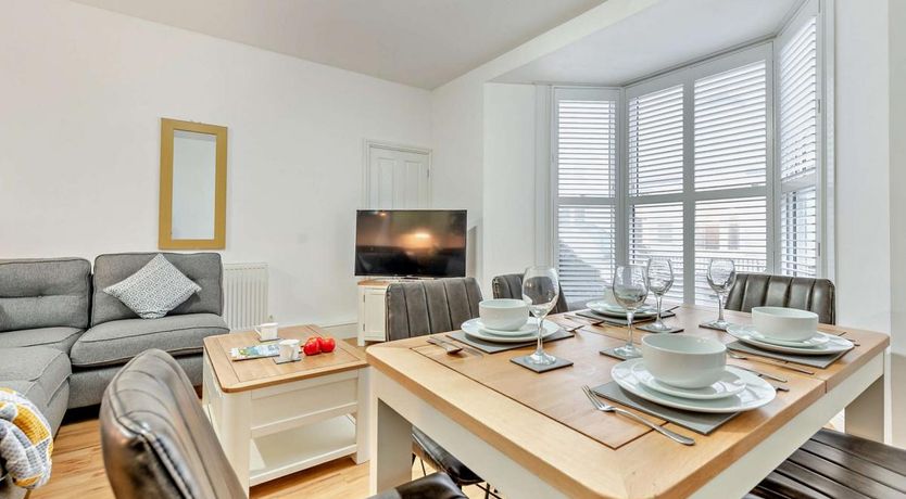 Photo of 2 Bed in Tenby