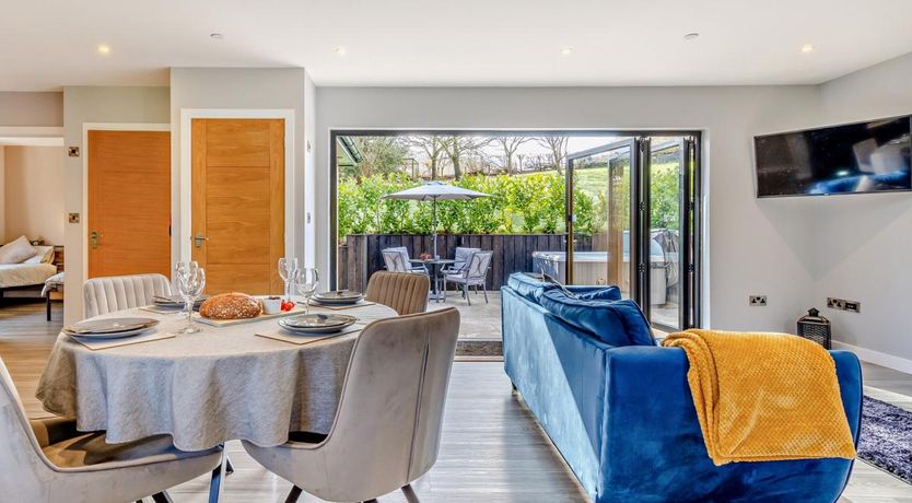 Photo of 2 Bed in Heyope