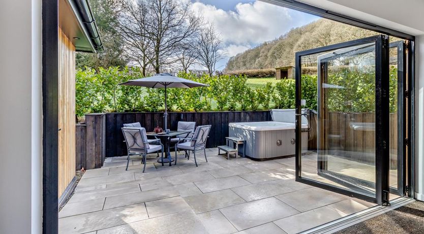 Photo of 2 Bed in Heyope