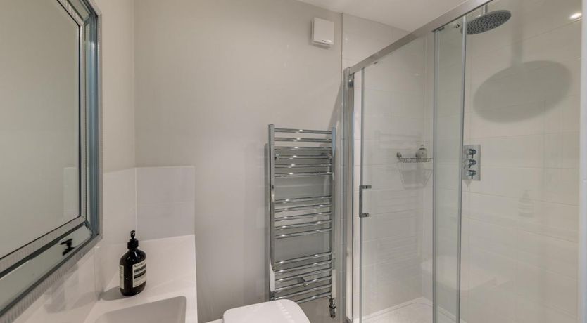 Photo of 4 Bed in Aberdovey