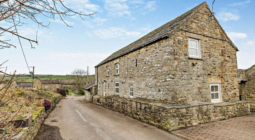 Photo of 3 Bed in Tow Law