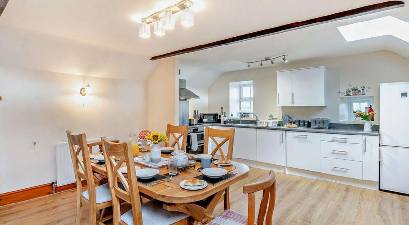 Photo of 3 Bed in Tow Law