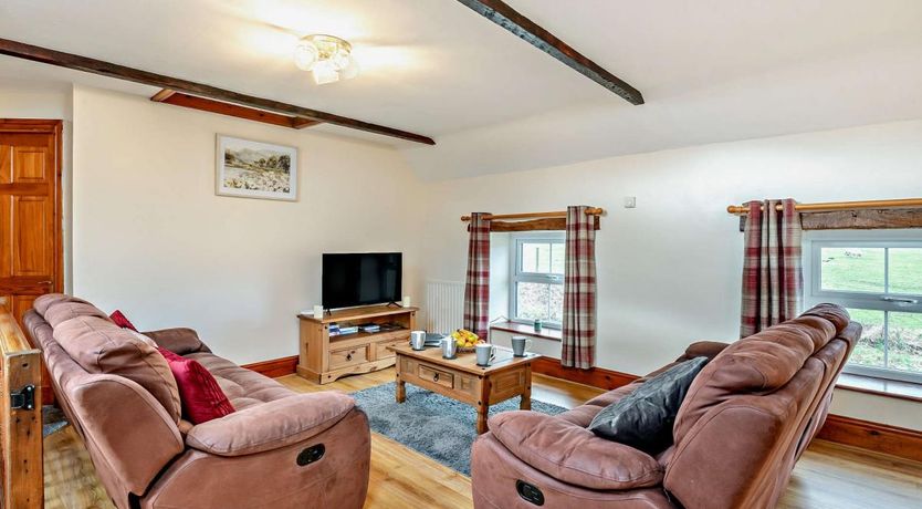 Photo of 3 Bed in Tow Law