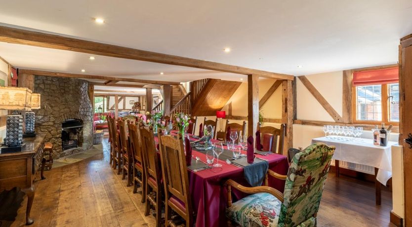 Photo of 21 Bed in Bettws Cedewain