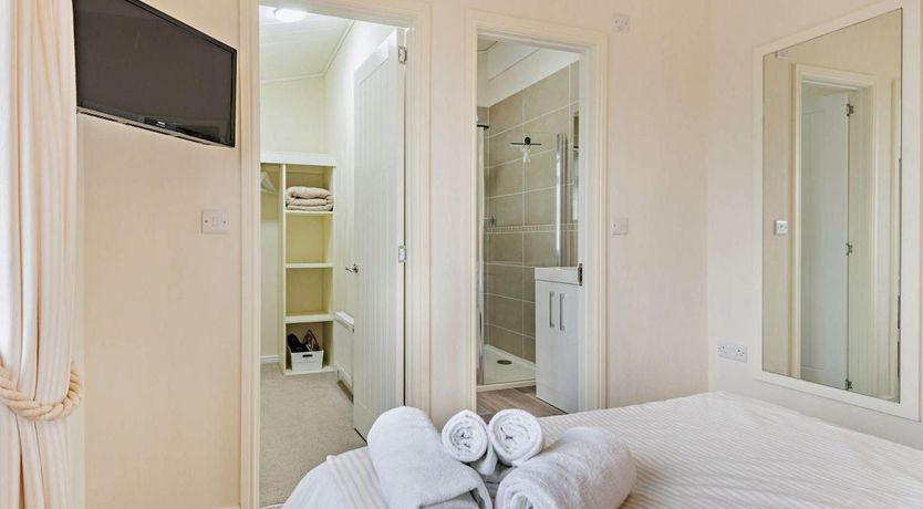 Photo of 2 Bed in Swanage