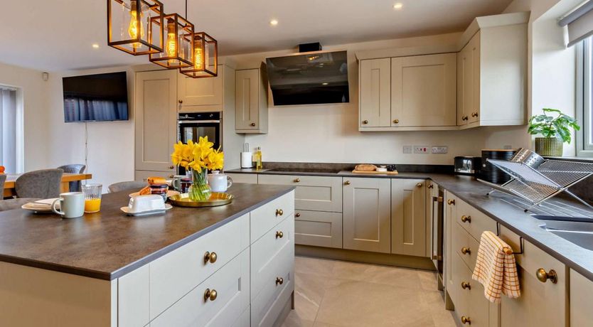 Photo of 4 Bed in Bishops Castle