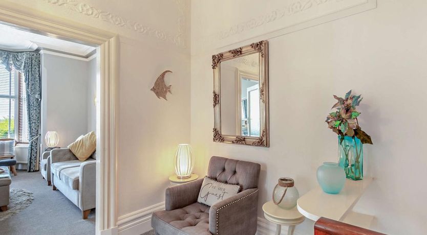 Photo of 2 Bed in Lytham St Annes